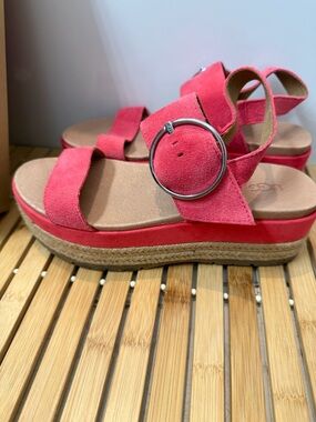 UGG Coral Suede Espadrille Platform Sandals